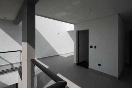 Casa de condomínio à venda com 154m², 2 quartos e 2 vagasRooftop