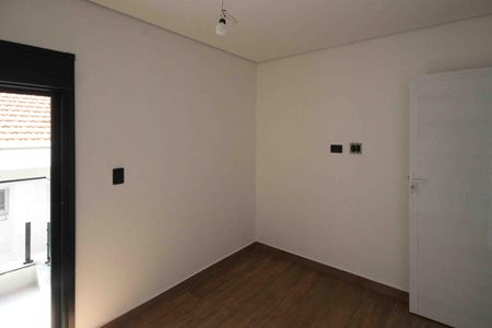 Casa de condomínio à venda com 154m², 2 quartos e 2 vagasSuite