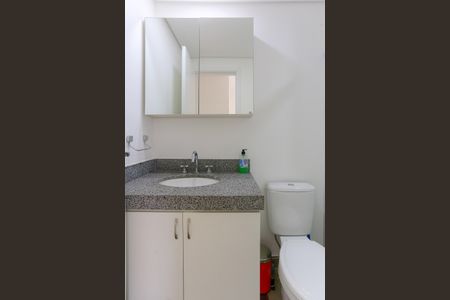Apartamento para alugar com 61m², 2 quartos e 1 vaga Apartamento para alugar com 61m², 2 quartos e 1 vagaBanheiro da Suíte