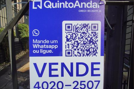 Apartamento à venda com 99m², 3 quartos e 2 vagasPlaca na Fachada
