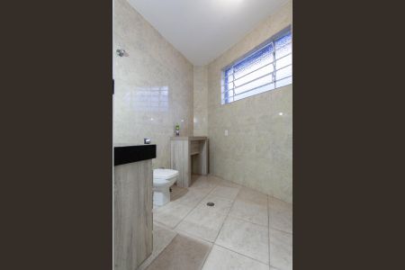 Casa à venda com 402m², 9 quartos e 3 vagasBanheiro Social 2 da Casa 2 