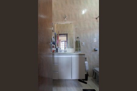 Casa à venda com 402m², 9 quartos e 3 vagasBanheiro da Suíte 1 da Casa 1