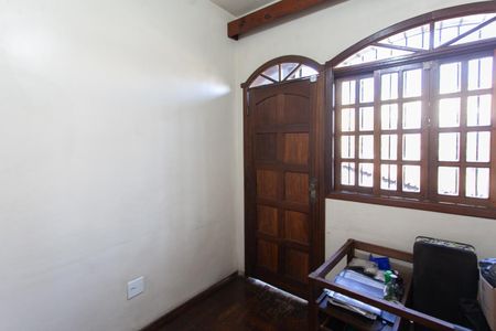 Casa à venda com 402m², 9 quartos e 3 vagasQuarto 2 da Casa 2 