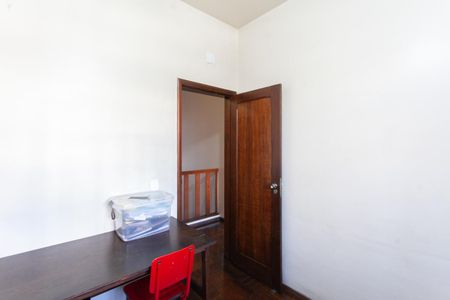 Casa à venda com 402m², 9 quartos e 3 vagasQuarto 2 da Casa 2 