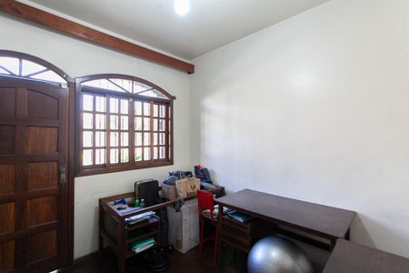 Casa à venda com 402m², 9 quartos e 3 vagasQuarto 2 da Casa 2 