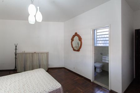 Casa à venda com 402m², 9 quartos e 3 vagasSuíte da Casa 2