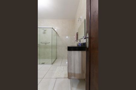 Casa à venda com 402m², 9 quartos e 3 vagasBanheiro Social 1 da Casa 2 