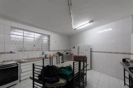 Casa à venda com 402m², 9 quartos e 3 vagasCozinha da Casa 2 