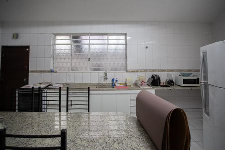 Casa à venda com 402m², 9 quartos e 3 vagasCozinha da Casa 2 