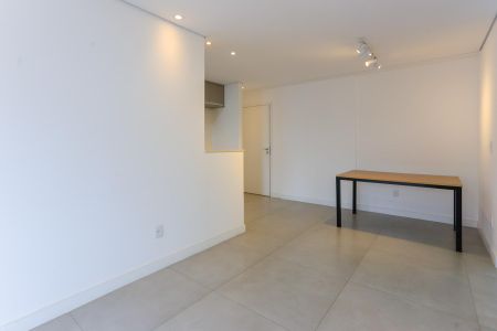 Apartamento à venda com 61m², 2 quartos e 1 vaga Apartamento à venda com 61m², 2 quartos e 1 vagaSala