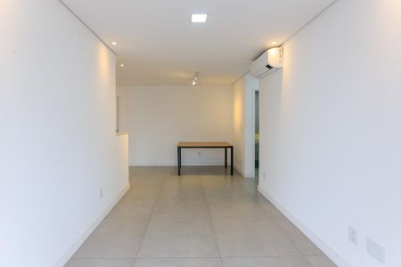 Apartamento à venda com 61m², 2 quartos e 1 vaga Apartamento à venda com 61m², 2 quartos e 1 vagaSala