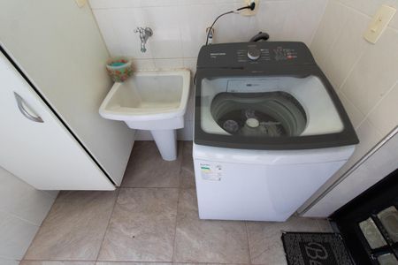 Casa à venda com 240m², 3 quartos e 4 vagas Casa à venda com 240m², 3 quartos e 4 vagasÁrea de Serviço