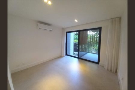 Apartamento à venda com 167m², 2 quartos e 2 vagas