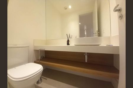 Apartamento à venda com 167m², 2 quartos e 2 vagas