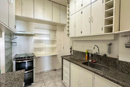 Apartamento à venda com 90m², 2 quartos e sem vaga Apartamento à venda com 90m², 2 quartos e sem vagaCozinha