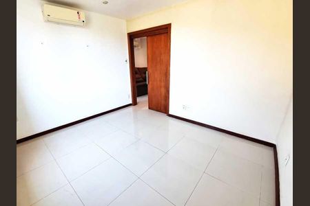 Apartamento à venda com 100m², 2 quartos e 1 vaga