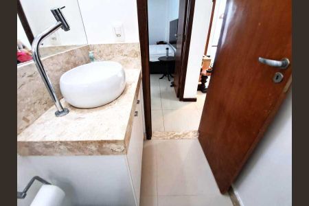 Apartamento à venda com 100m², 2 quartos e 1 vaga