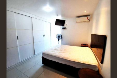 Apartamento à venda com 100m², 2 quartos e 1 vaga