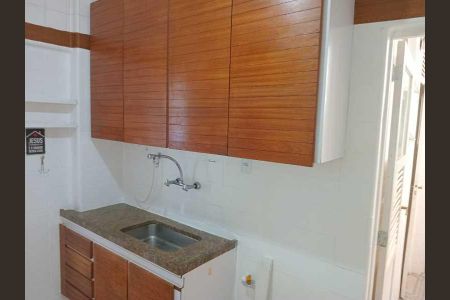 Apartamento à venda com 63m², 2 quartos e sem vaga