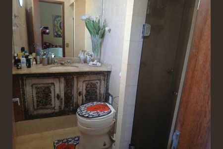 Casa à venda com 204m², 5 quartos e 4 vagas