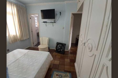 Casa à venda com 209m², 3 quartos e 1 vaga