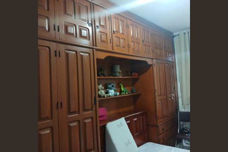 Casa à venda com 182m², 5 quartos e sem vaga