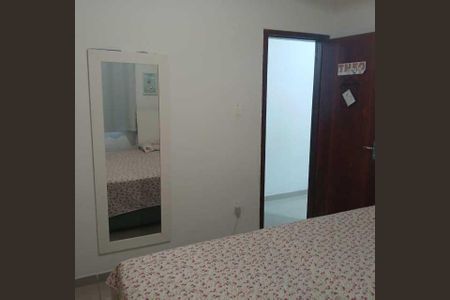 Casa à venda com 182m², 5 quartos e sem vaga