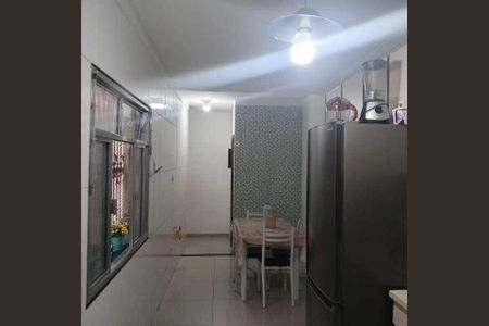 Casa à venda com 182m², 5 quartos e sem vaga