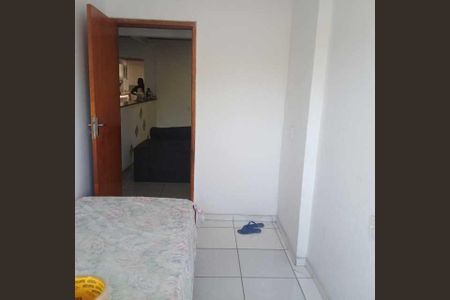 Casa à venda com 182m², 5 quartos e sem vaga