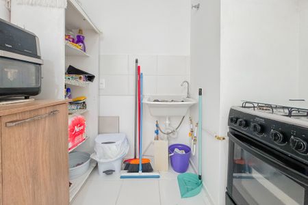 Apartamento à venda com 35m², 2 quartos e 1 vaga Apartamento à venda com 35m², 2 quartos e 1 vagaCozinha e Área de Serviço