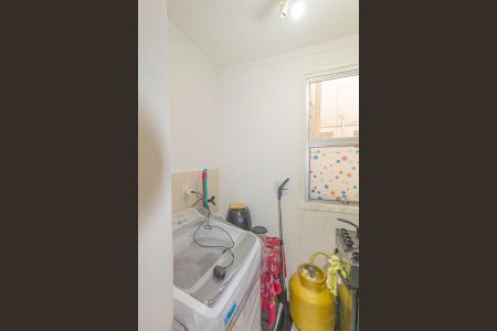 Apartamento à venda com 42m², 2 quartos e 1 vaga Apartamento à venda com 42m², 2 quartos e 1 vagaCozinha e Área de Serviço