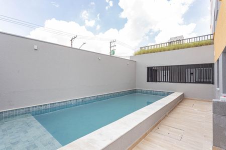 Apartamento para alugar com 30m², 2 quartos e sem vaga Apartamento para alugar com 30m², 2 quartos e sem vagaÁrea comum - Piscina