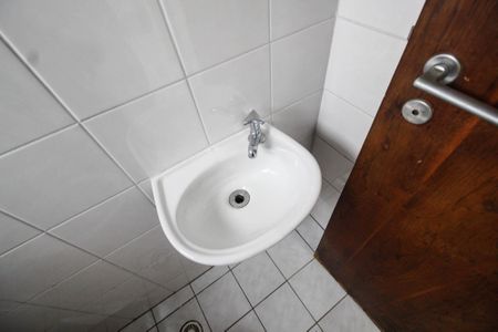 Apartamento para alugar com 61m², 2 quartos e 1 vaga Apartamento para alugar com 61m², 2 quartos e 1 vagaBanheiro de serviço