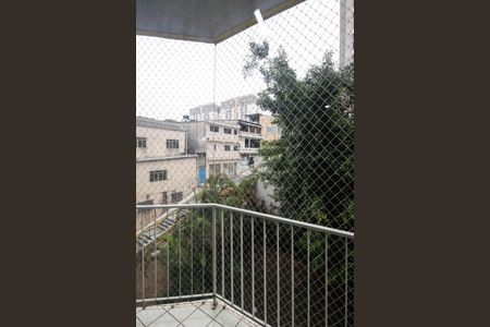 Apartamento para alugar com 61m², 2 quartos e 1 vaga Apartamento para alugar com 61m², 2 quartos e 1 vagaVaranda