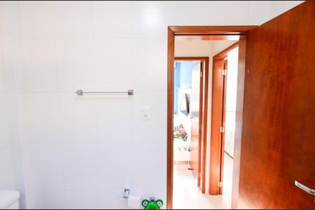 Apartamento à venda com 62m², 2 quartos e sem vaga Apartamento à venda com 62m², 2 quartos e sem vagaBanheiro Social