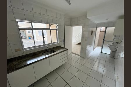 Casa de condomínio à venda com 90m², 2 quartos e 1 vagaCozinha