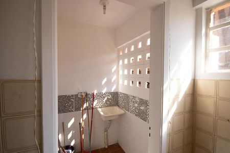 Apartamento à venda com 37m², 2 quartos e sem vaga Apartamento à venda com 37m², 2 quartos e sem vagaÁrea de Serviço
