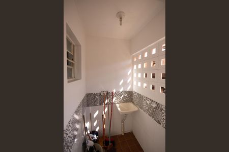 Apartamento à venda com 37m², 2 quartos e sem vaga Apartamento à venda com 37m², 2 quartos e sem vagaÁrea de Serviço