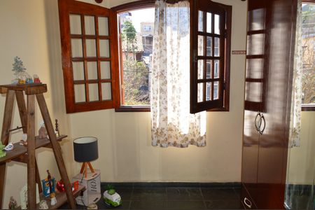 Casa à venda com 160m², 3 quartos e 3 vagasSuíte