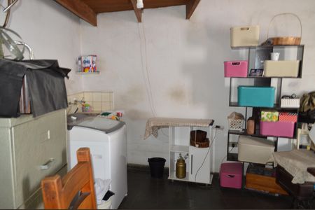 Casa à venda com 160m², 3 quartos e 3 vagasQuarto de Serviço