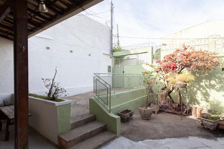 Casa à venda com 305m², 3 quartos e 3 vagasEntrada