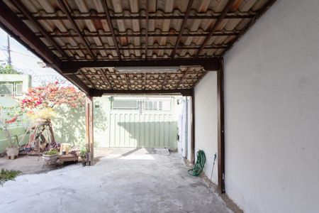 Casa à venda com 305m², 3 quartos e 3 vagasGaragem