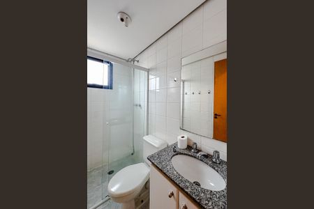 Apartamento à venda com 82m², 3 quartos e 2 vagasBanheiro da Suíte