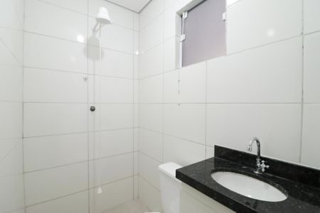 Apartamento para alugar com 68m², 2 quartos e sem vaga Apartamento para alugar com 68m², 2 quartos e sem vagaBanheiro da Suíte