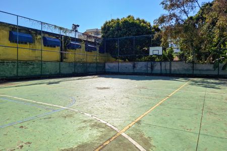 Casa à venda com 180m², 4 quartos e 2 vagas Casa à venda com 180m², 4 quartos e 2 vagasÁrea comum