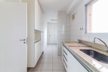 Apartamento para alugar com 151m², 3 quartos e 2 vagas Apartamento para alugar com 151m², 3 quartos e 2 vagasCozinha