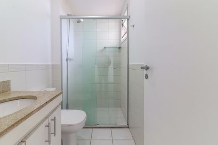 Apartamento para alugar com 151m², 3 quartos e 2 vagas Apartamento para alugar com 151m², 3 quartos e 2 vagasBanheiro da Suíte 1