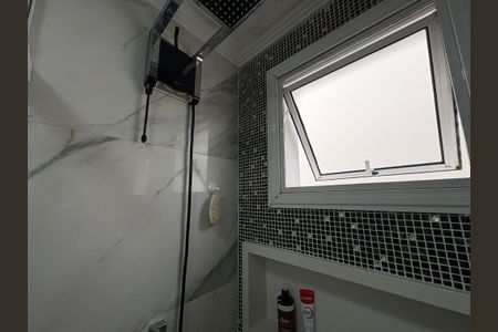 Apartamento à venda com 63m², 2 quartos e 2 vagas Apartamento à venda com 63m², 2 quartos e 2 vagasBanheiro da suíte