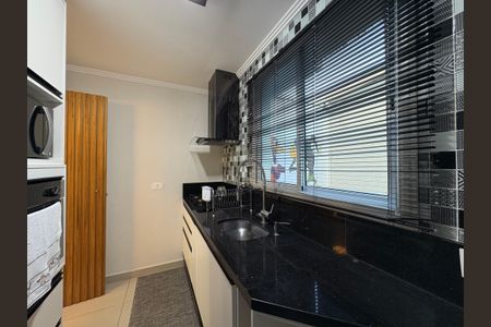 Apartamento à venda com 63m², 2 quartos e 2 vagas Apartamento à venda com 63m², 2 quartos e 2 vagasCozinha