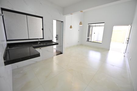 Casa para alugar com 150m², 2 quartos e 2 vagas Casa para alugar com 150m², 2 quartos e 2 vagasCozinha
